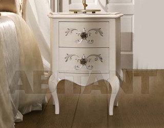Тумбочка Vittoria Orlandi Le Nuove Case Romantiche Romina night table