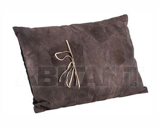 Подушка Dialma Brown 2016 DB004384