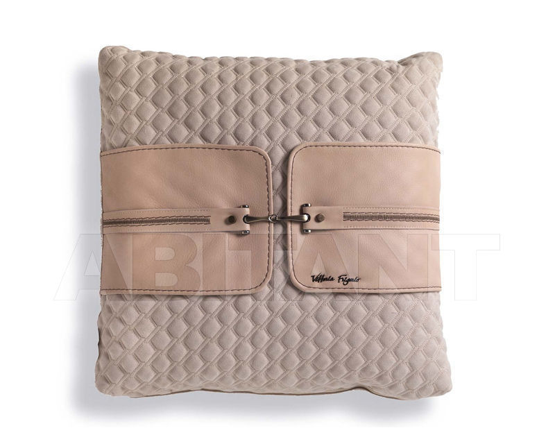 Купить Подушка Vittoria Frigerio by Frigerio Poltrone e Divani News VF01