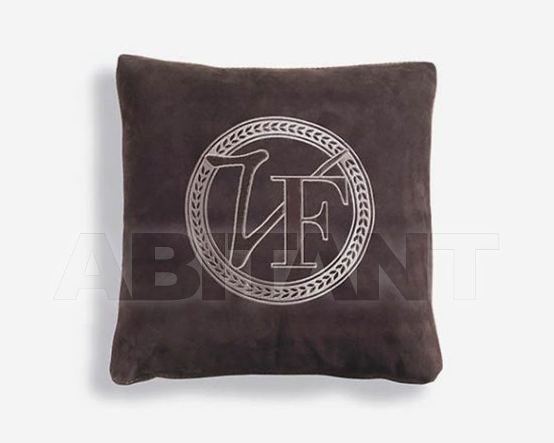 Купить Подушка Vittoria Frigerio by Frigerio Poltrone e Divani News VFUG