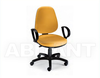 Стул с подлокотниками Uffix Office Seating 102