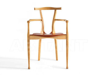 Стул с подлокотниками B.D (Barcelona Design) 2018 GAULINO chair