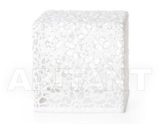 Столик журнальный Crochet Table Moooi B.V. Moooi Boook 2014 MOTCR-333I-