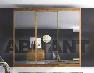 Шкаф гардеробный Zilio Mobili Srl 2012 MRA93/5